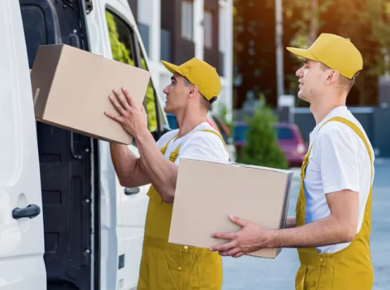 movers load van
